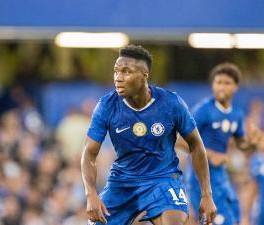 开云登录-TA：切尔西担心埃苏戈接受大腿伤势手术后，将缺席至2026年