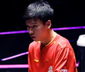 男乒又垮！两轮结束淘汰4人，实力堪忧，仅靠王楚钦林诗栋撑着！