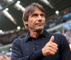 克星！孔蒂执教生涯对阵米兰11胜4平2负，场均2.18积分